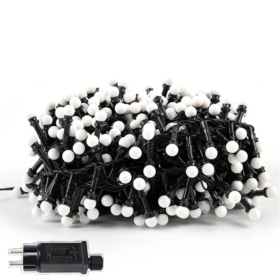 AquaGlow | Festliche, wasserdichte Lichterkette für Terrasse und Garten 6