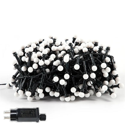 AquaGlow | Festliche, wasserdichte Lichterkette für Terrasse und Garten 6