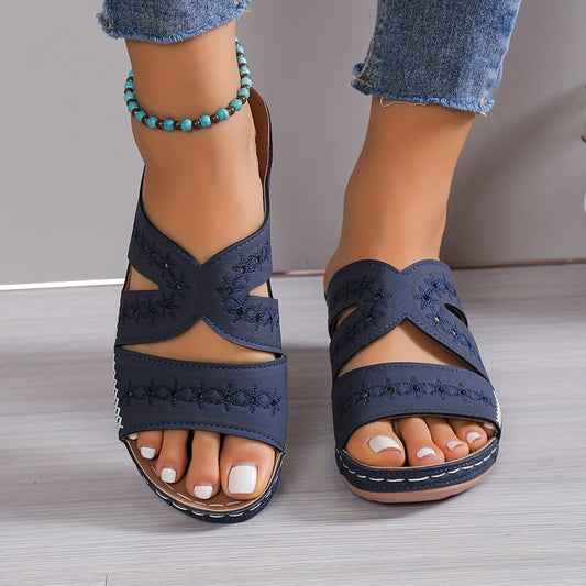 Women's summer sandals with ergonomic design – comfortable throughout the summer