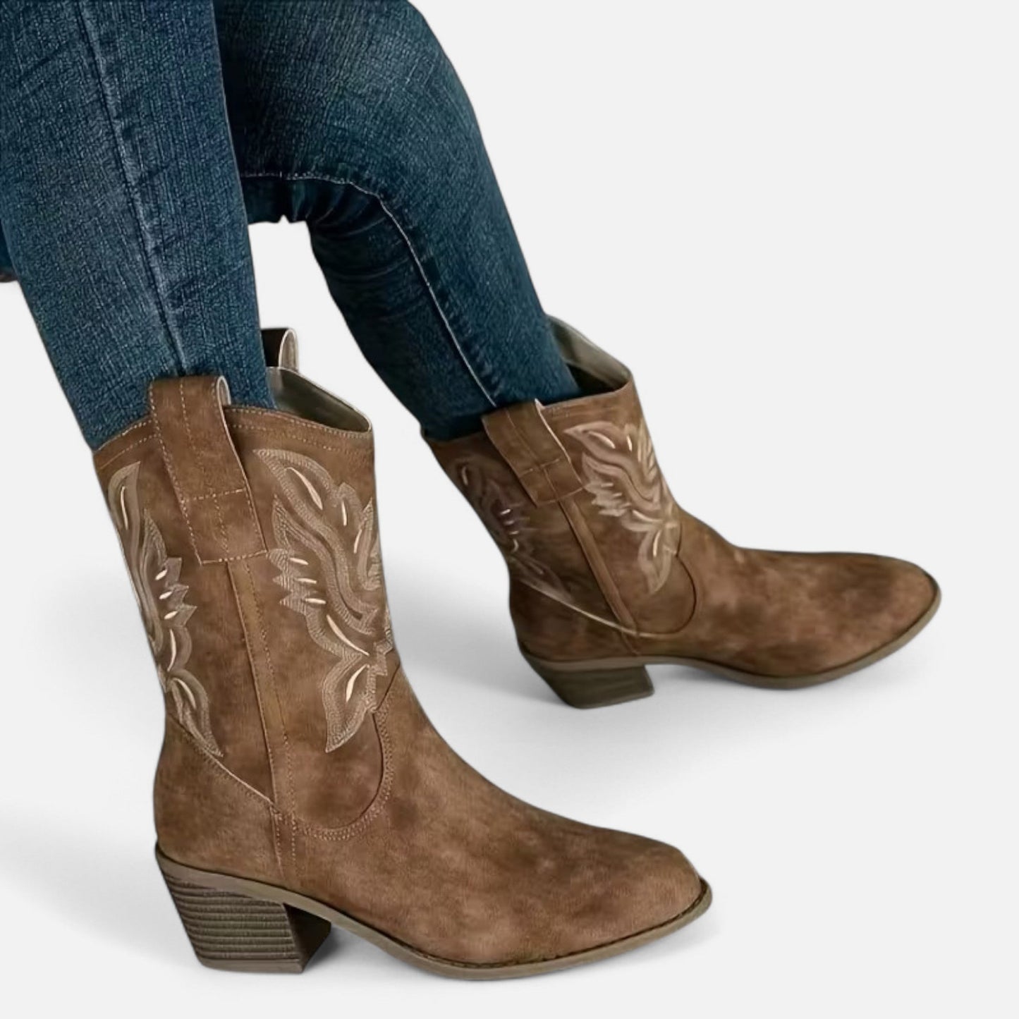 Damen-Cowboystiefel aus Wildleder im Westernstil mit Blockabsatz und Ziernähten 0
