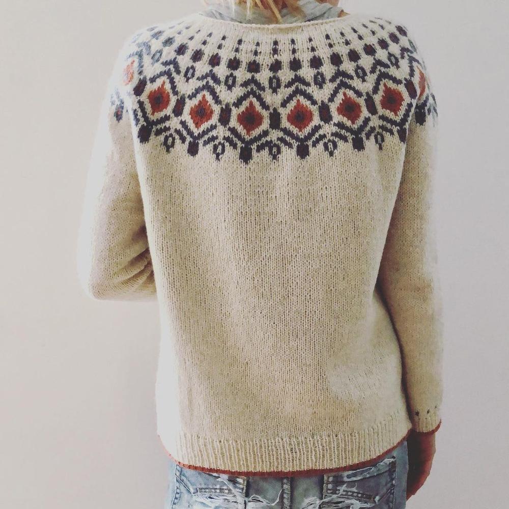 Damen Pullover | Wintermode für Damen mit geometrischem Muster