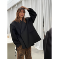 Damenblazer – Oversized-Passform – Asymmetrischer Seitenschlitz – Verdeckter Verschluss