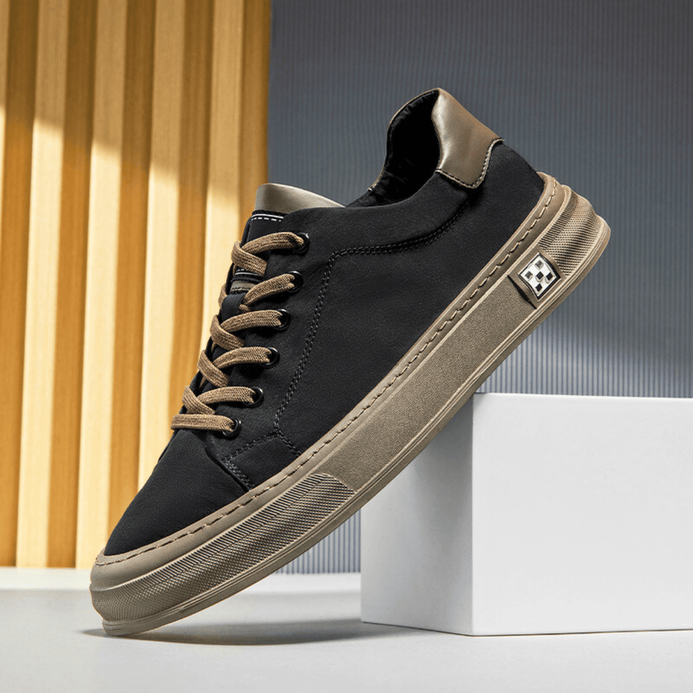 Der Andrew Sneaker