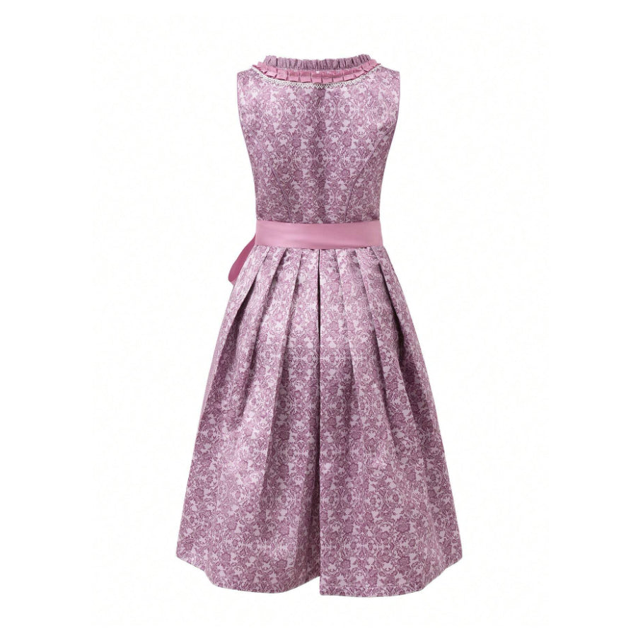 Dirndl mit Spitzenschürze – Oktoberfest | Elegante Tracht mit feinen Details