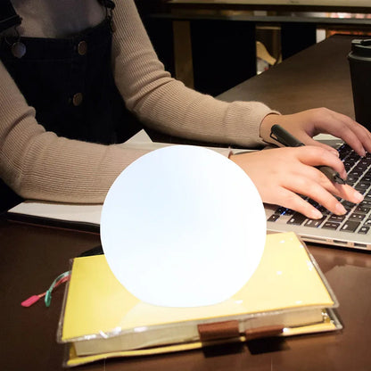 Dynamische LED Tischlampe ohne Kabel mit 16 Farben und Fernbedienung – Stimmungsvolle Tischleuchte für Schlafzimmer und Büro