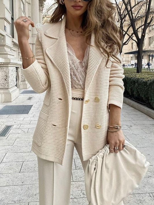 Eleganter Damenblazer mit Revers und Taschen – Geribter Stoff für Herbst/Winter