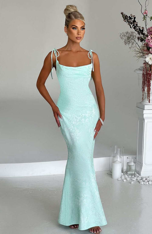Elegantes Maxikleid mit Wasserfallausschnitt, Bindebändern und Schnürverschluss am Rücken 0