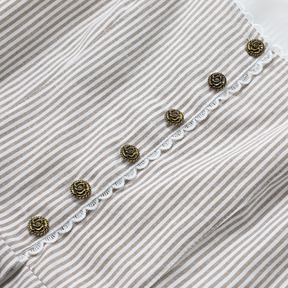 Elegantes blaues Dirndl – Oktoberfest | Dreiteiler mit Bluse und dekorativer Schürze
