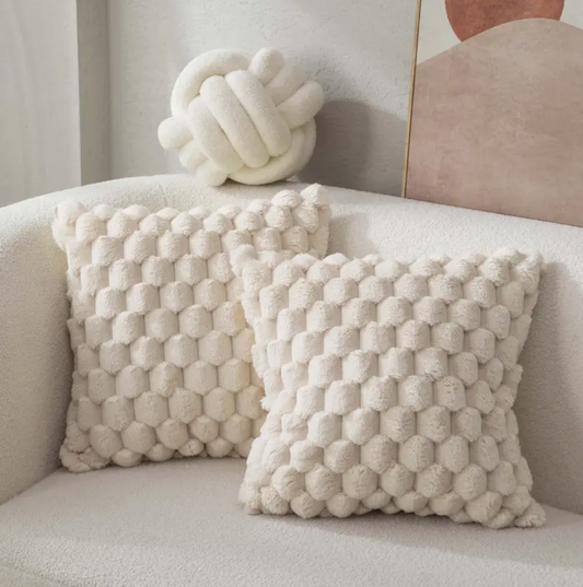 Flauschiges Kissen aus hochwertigem Material – pflegeleichtes Dekokissen für Wohn- und Schlafzimmer