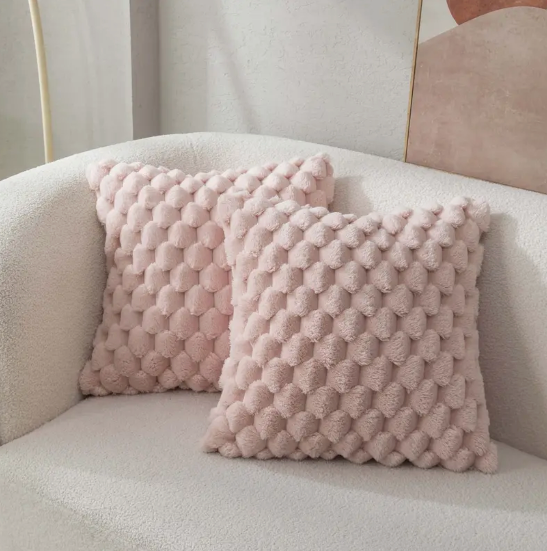 Flauschiges Kissen aus hochwertigem Material – pflegeleichtes Dekokissen für Wohn- und Schlafzimmer