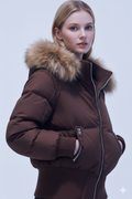 Gesteppte Winterjacke für Damen - warm, leicht und mit abnehmbarer Kapuze 2
