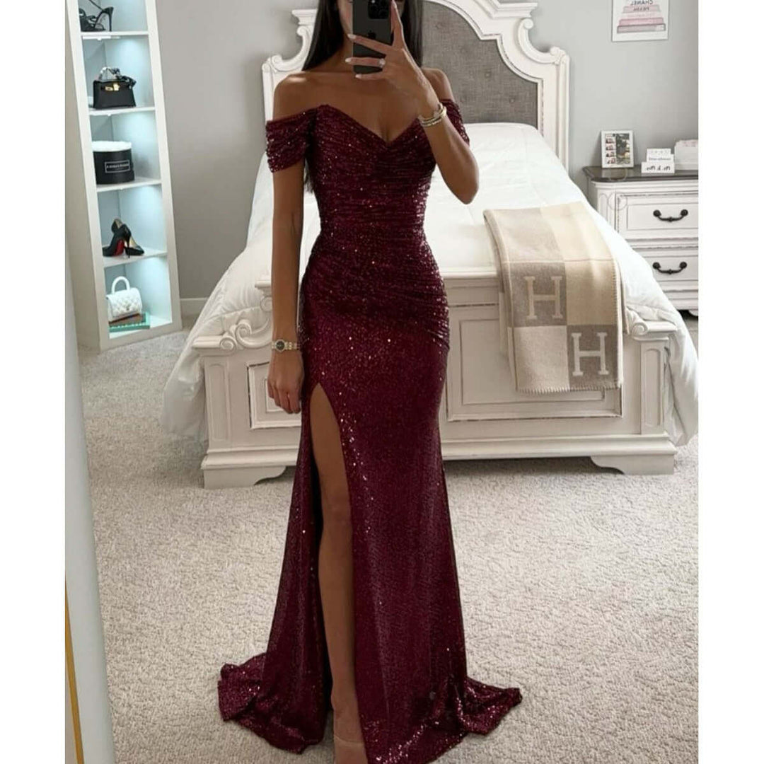 Glitzerndes schulterfreies Maxikleid mit herzförmigem Ausschnitt und Beinschlitz 0