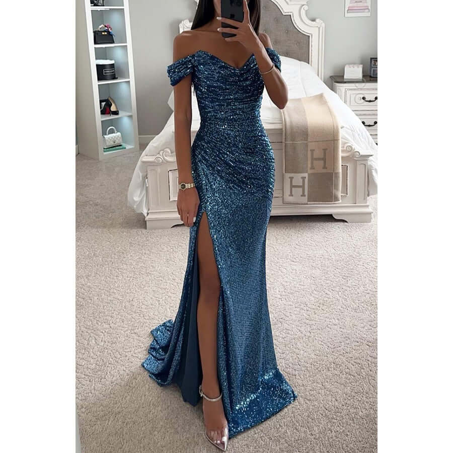 Glitzerndes schulterfreies Maxikleid mit herzförmigem Ausschnitt und Beinschlitz 9