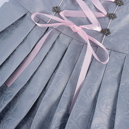 Graues Dirndlkleid – Oktoberfest | Mit rosa Spitzenschürze für einen eleganten Trachtenlook