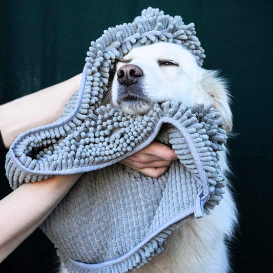Handtuch für Hunde aus hochsaugfähigem Material – schnell trocknend und schmutzabsorbierend