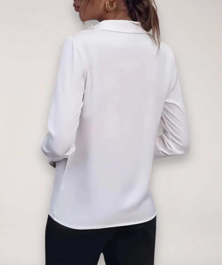 Hazel | Damen-Bluse mit Knöpfen fürs Büro im Frühling 2