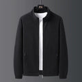 Herrenjacke – Normale Passform – Stehkragen – Durchgehender Reißverschluss – Elastischer Saum – Taschen
