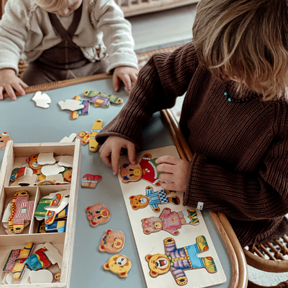 Holzpuzzle für Kinder – Kreatives Treppenpuzzle mit 100 Outfit-Kombinationen – Sicher und umweltfreundlich