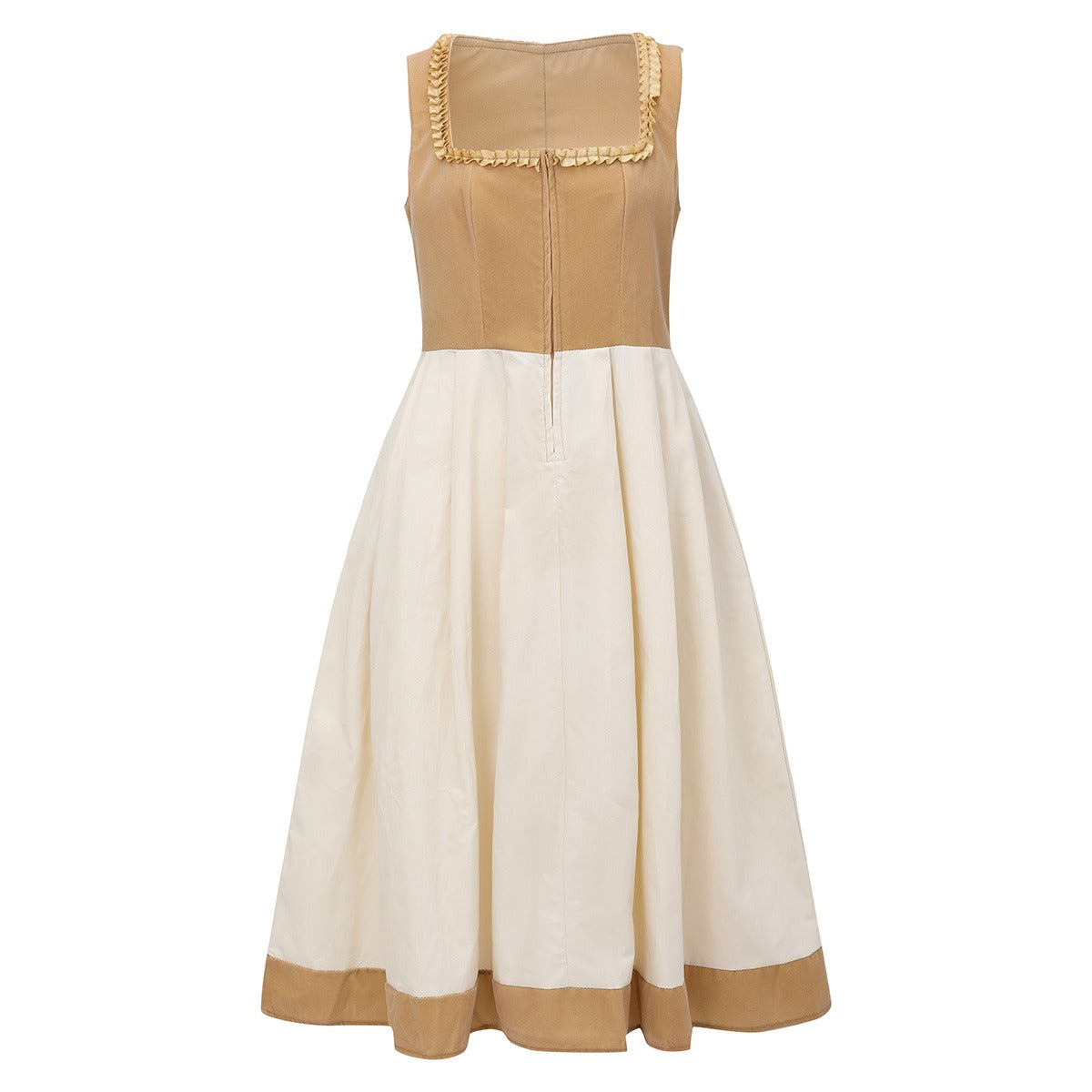 Leoparden-Dirndl in Khaki – Oktoberfest | Ein wildes Statement im modernen, traditionellen Stil