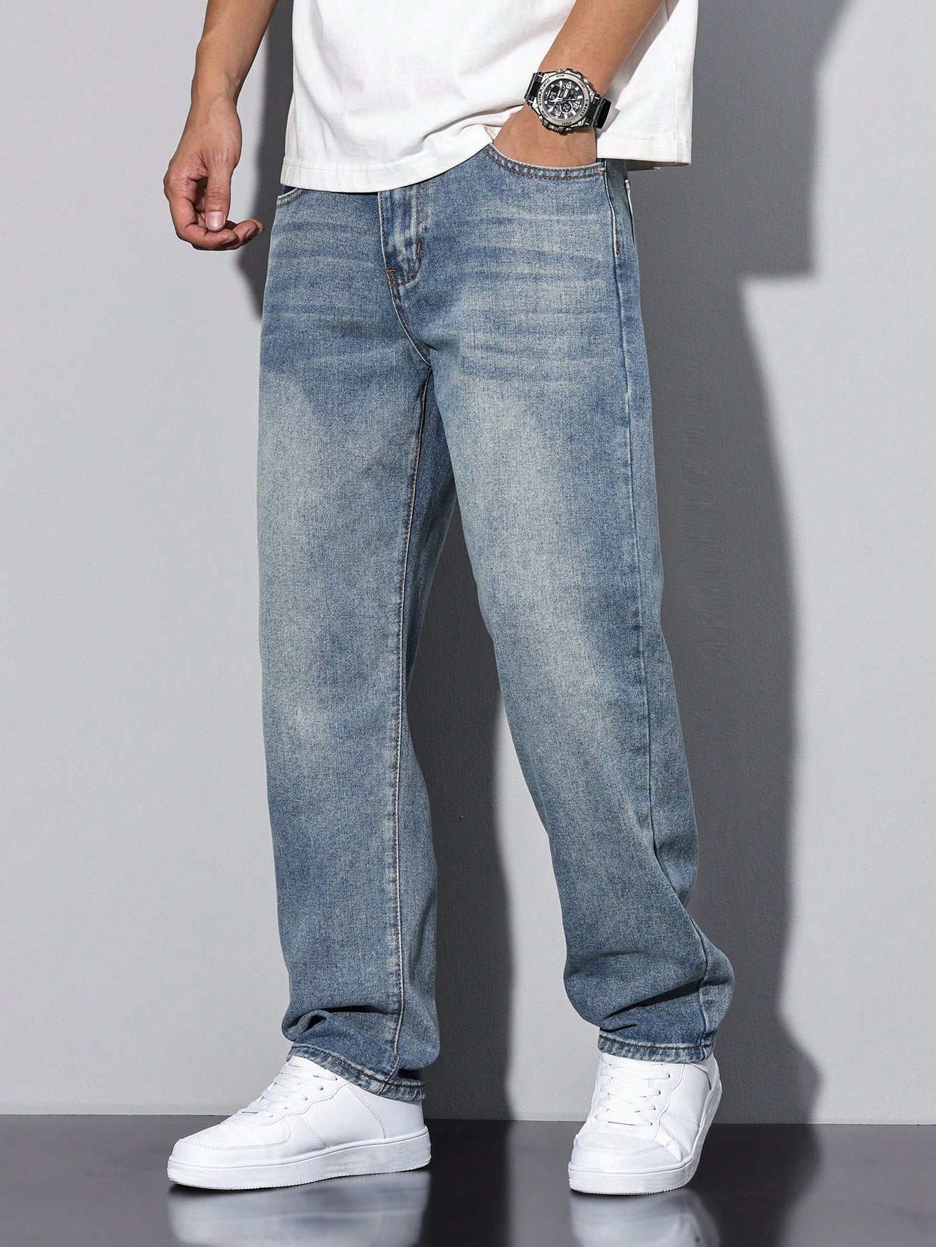 Luis | Lässige verwaschene Herrenjeans mit geradem Bein
