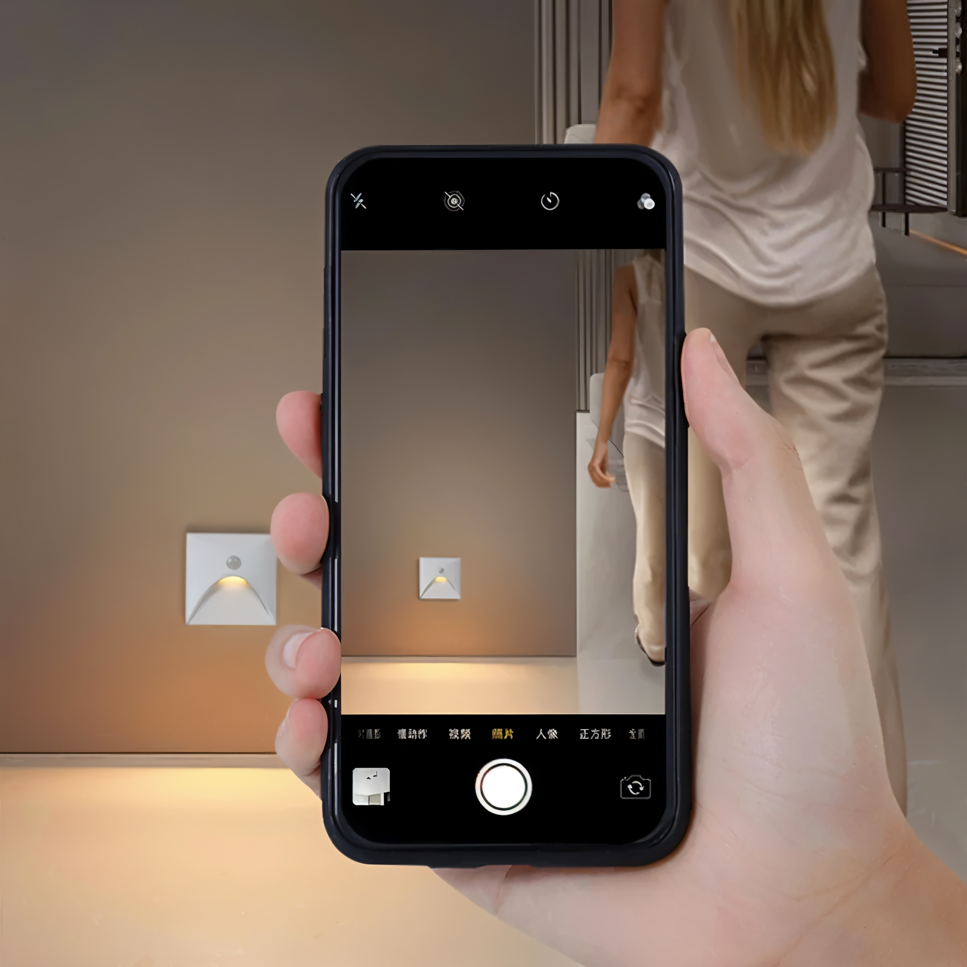 LuminiPath - Wasserdichte IP65 Wandleuchte - Innen und Außenwandleuchte - Bewegungsmelder Wandleuchte LED 