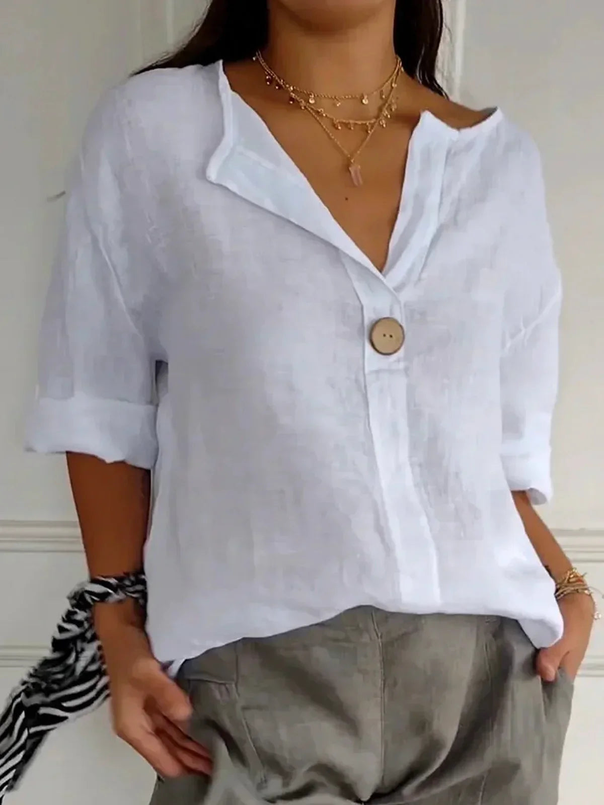 Luna – Lässige Bluse mit V-Ausschnitt 4