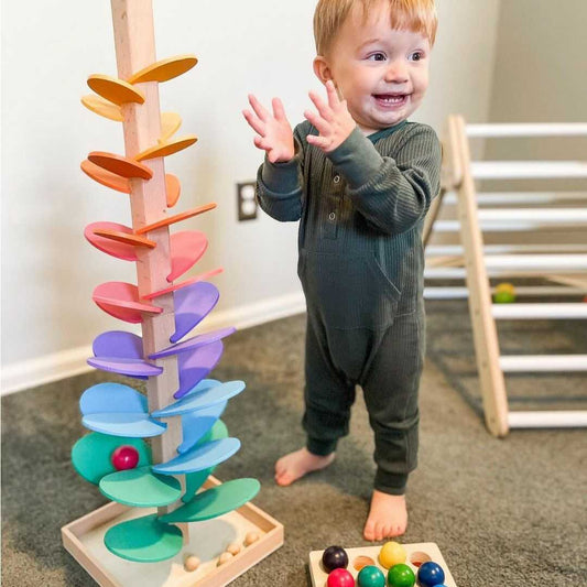 Montessori Regenbogen Knikkerbaum aus Holz – Pädagogisches Spielzeug für 2-Jährige zur Förderung von Feinmotorik und auditivem Lernen