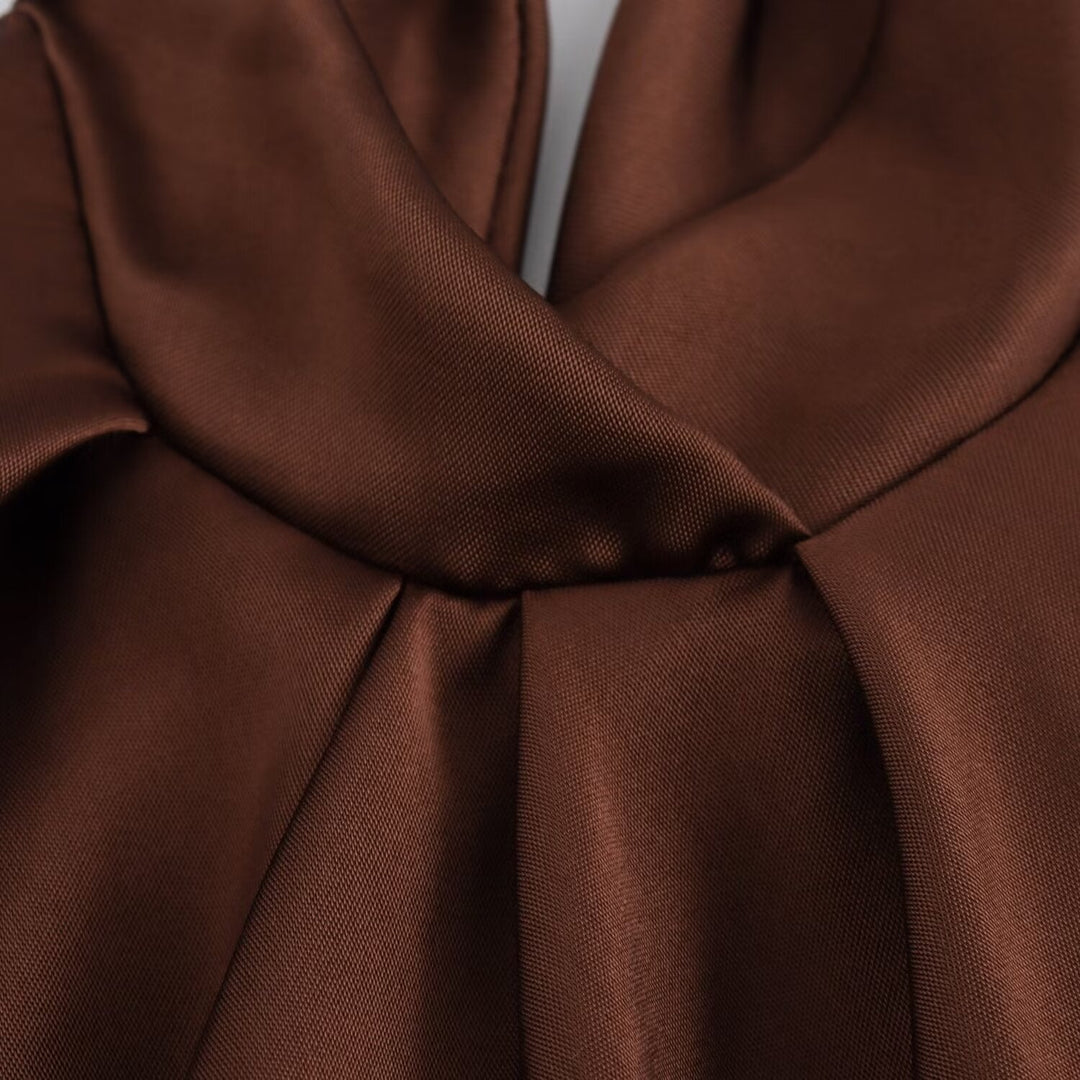 Damen Maxikleid | Schmale Passform mit Neckholder | Offenes Rückendesign | Eleganter Anlasslook