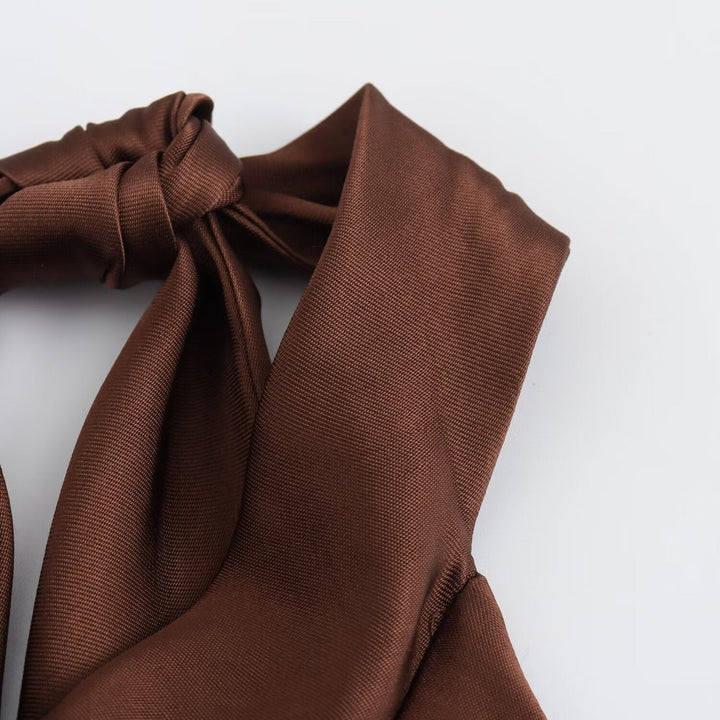 Damen Maxikleid | Schmale Passform mit Neckholder | Offenes Rückendesign | Eleganter Anlasslook