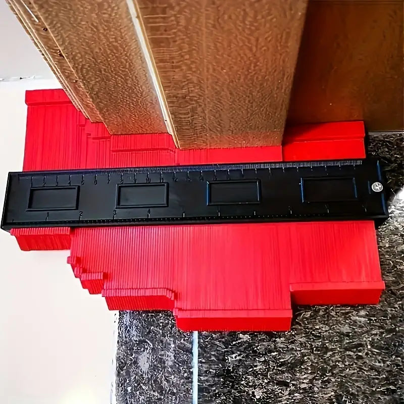 Präzise Profilschablone für die Formübertragung – ideal für Laminat, Fliesen und Holz