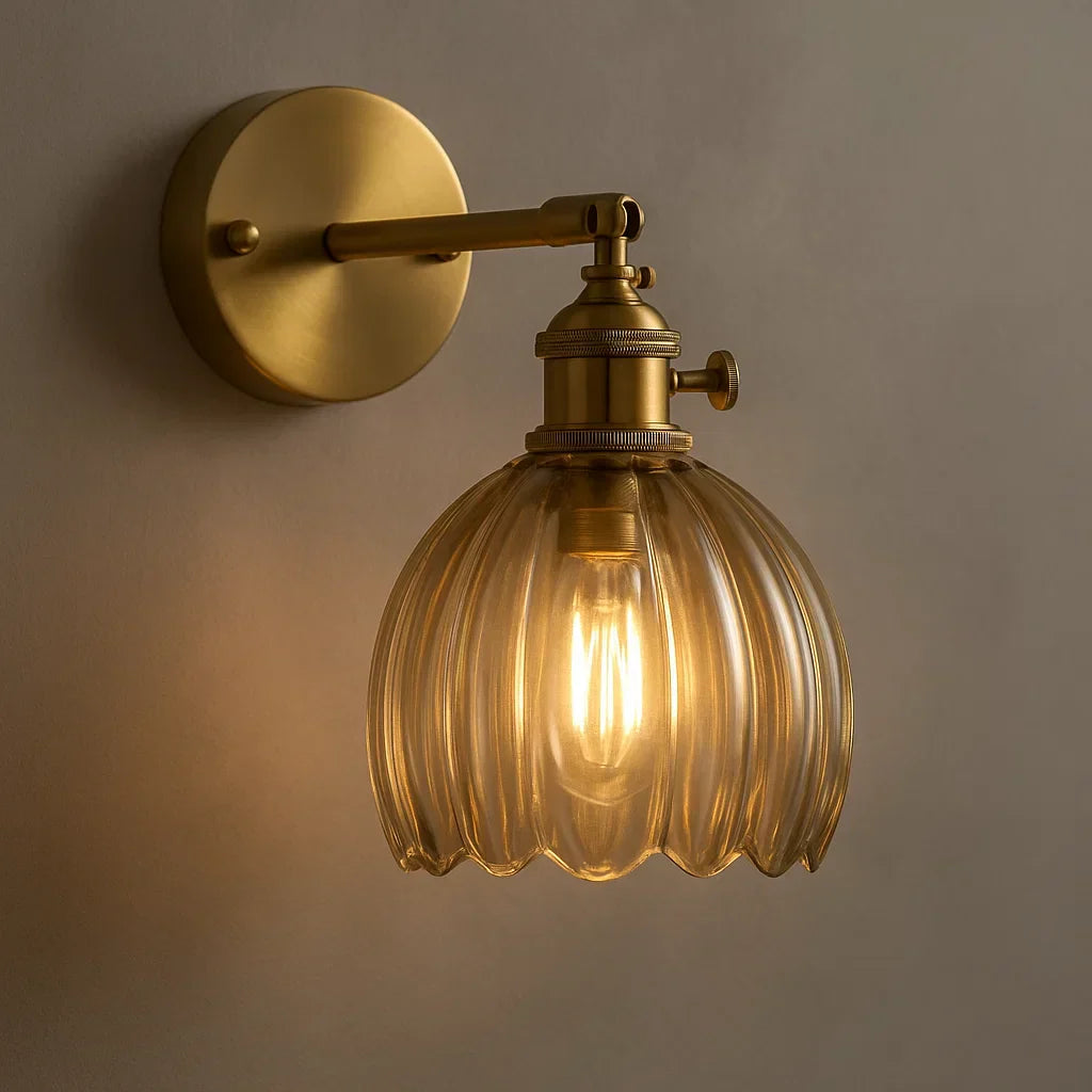 Retro-Wandleuchte | Tulpenförmiges Glasdesign | Elegante Beleuchtung 