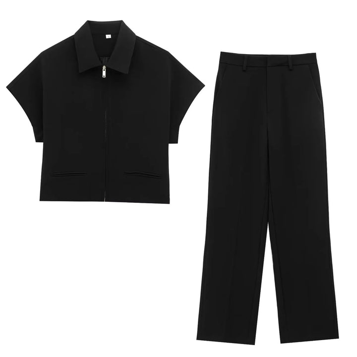 Damen zweiteiliges Set mit Oberteil mit Kragen und Reißverschluss vorne und Hose mit weitem Bein | Minimal Style