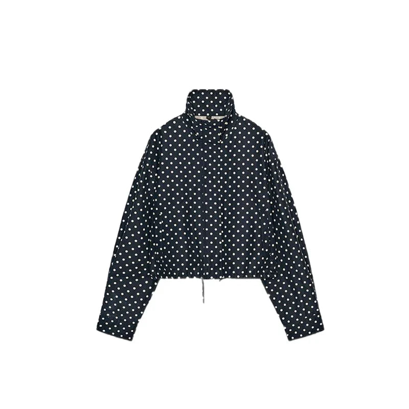 Damen zweiteiliges Set mit langärmligem Oberteil mit Polka Dots und Shorts | Hoher Kragen