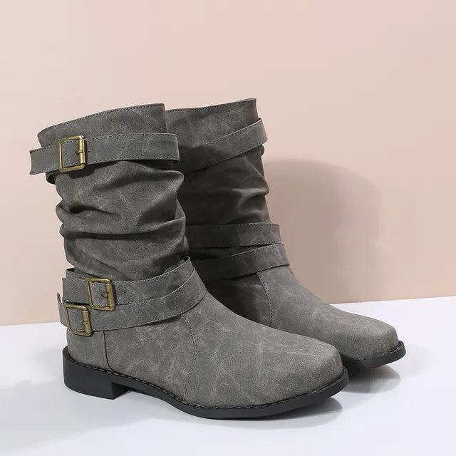 Schwarze Stiefel | Winter Stiefel Damen in Mittlerer Wadenhöhe mit Schnallendetails