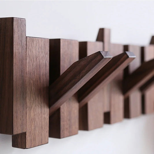 Stilvoller Kleiderständer im Klavierdesign – elegante Organisation für Ihren Flur mit mehreren Haken und kompaktem Design.
