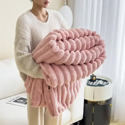 UltraDreams Luxus-Flauschdecke – weich, warm und stilvoll