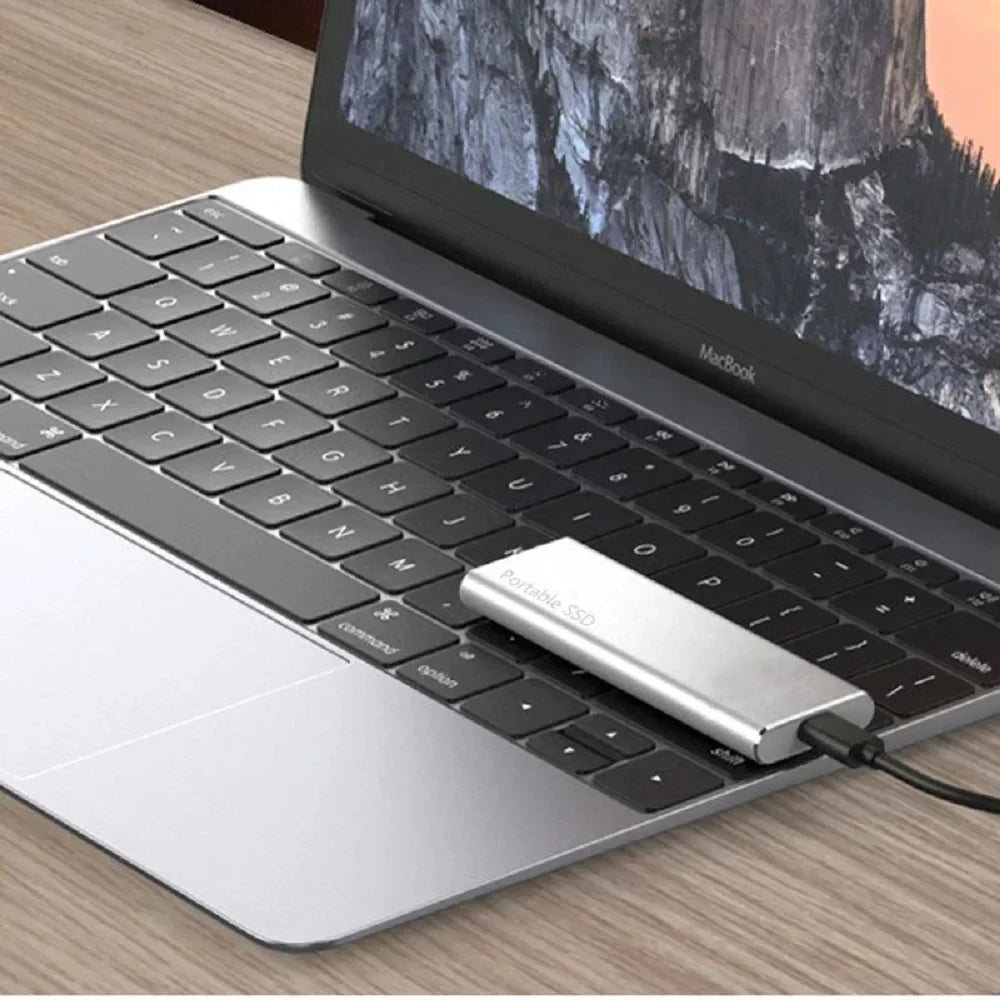 Ultra Dünne 4 TB Externe Festplatte mit USB-C – Tragbare Festplatte für Sichere Datenspeicherung und Schnelle Datenübertragung