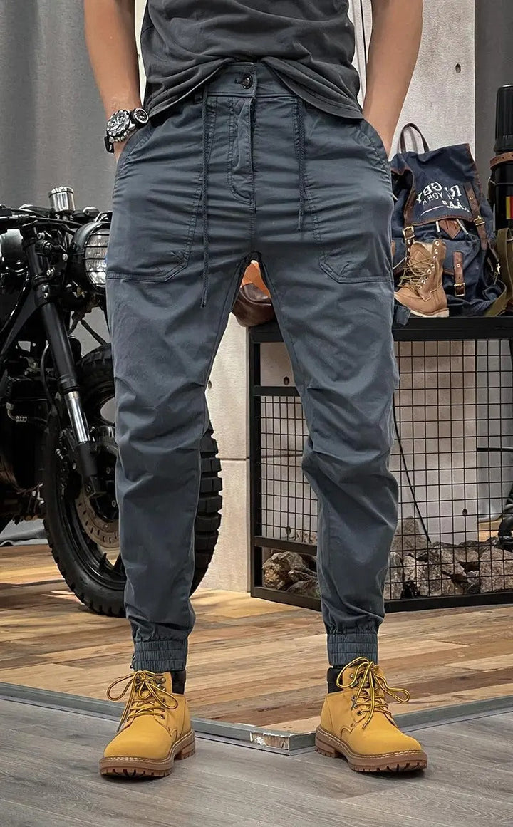 Herren-Cargohose mit aufgesetzten Taschen vorne | Schlank Passform