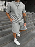Herren Sommer Set | Kurzarmshirt und Shorts für aktive Tage