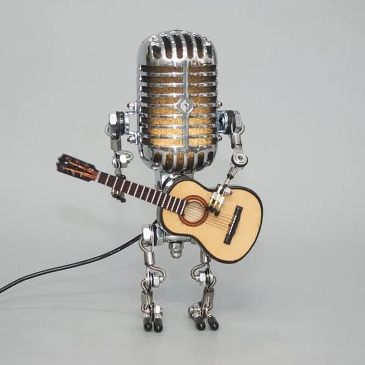 Vintage-Metall-Mikrofon-Roboter mit Gitarrenlampe 0