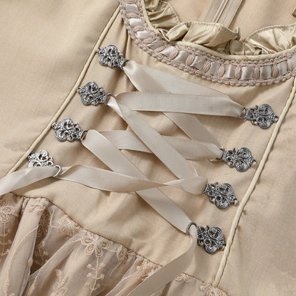 Vintage Apricot Dirndl mit Schürze – Oktoberfest | Klassischer Wiesn-Look in zarten Farben