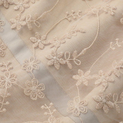 Vintage Apricot Dirndl mit Schürze – Oktoberfest | Klassischer Wiesn-Look in zarten Farben