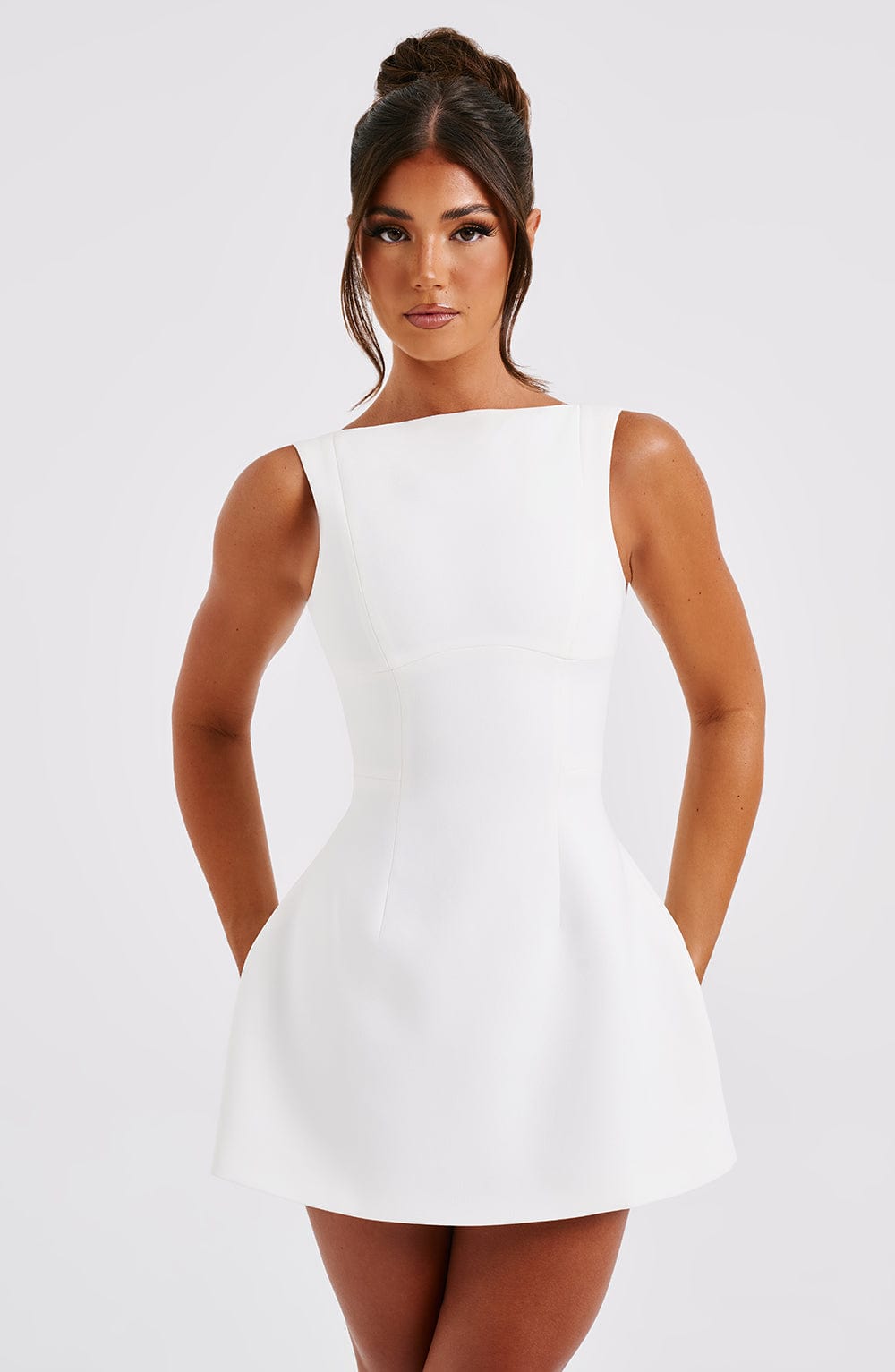 Damen Ärmelloses A-Linie Mini Kleid | Strukturiertes Ausgestelltes Skater Kleid