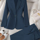 Marineblau