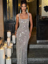 Damen Kleid – Eleganz mit glamourösem Glanz