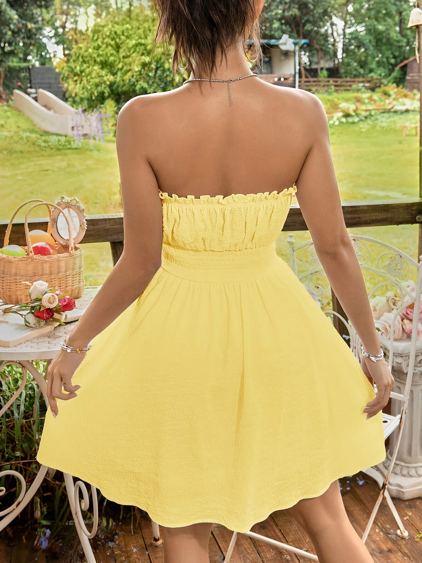 Damen Rüschenkleid – Trägerloses Sommerkleid mit A-Linie