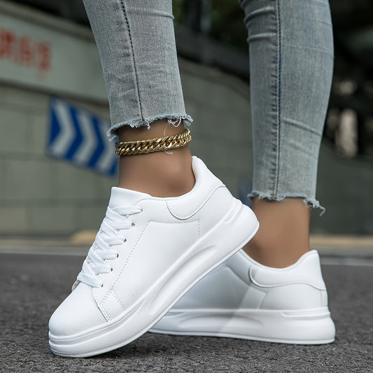 Damen Sneaker – Zeitloser Look trifft modernen Komfort