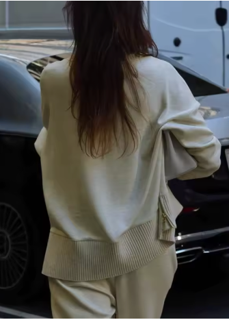 elegantes-zweiteiliges-ensemble-stil-und-komfort-fur-den-alltag7