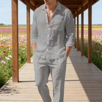 Completo uomo | Camicia a maniche lunghe con pantaloni a coulisse | Vestibilità comoda | Look da resort