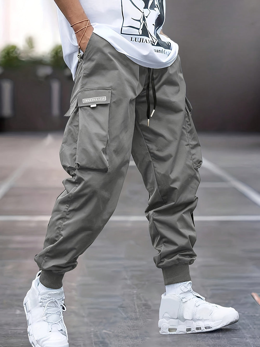 Herren-Jogginghose mit Kordelzug und Cargotaschen | Mehrere Taschen